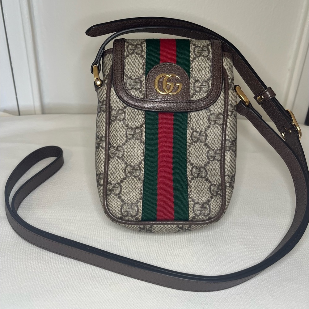 Gucci Ophidia GG Supreme Phone Crossbody.